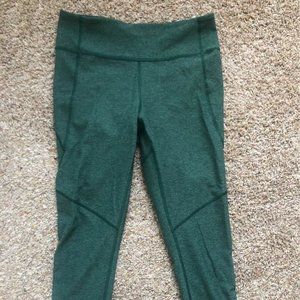 Outdoor Voices 3/4 Warmup Leggings Medium